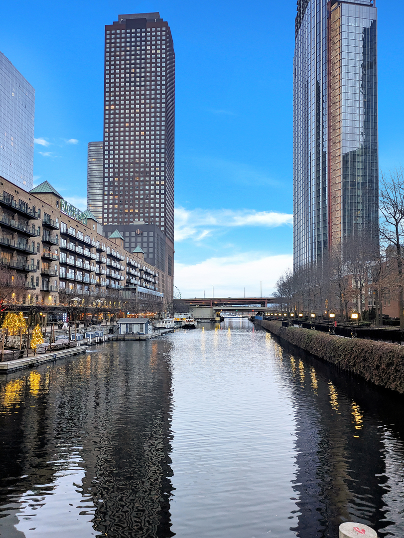480 North Mcclurg Court Chicago IL 60611