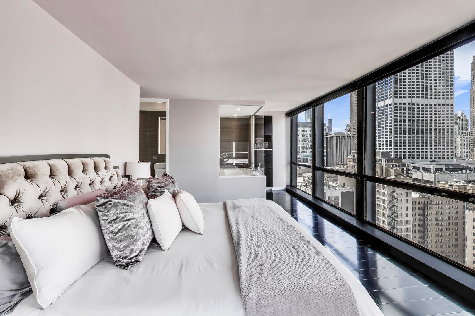 900 North Lake Shore Drive Chicago IL 60611