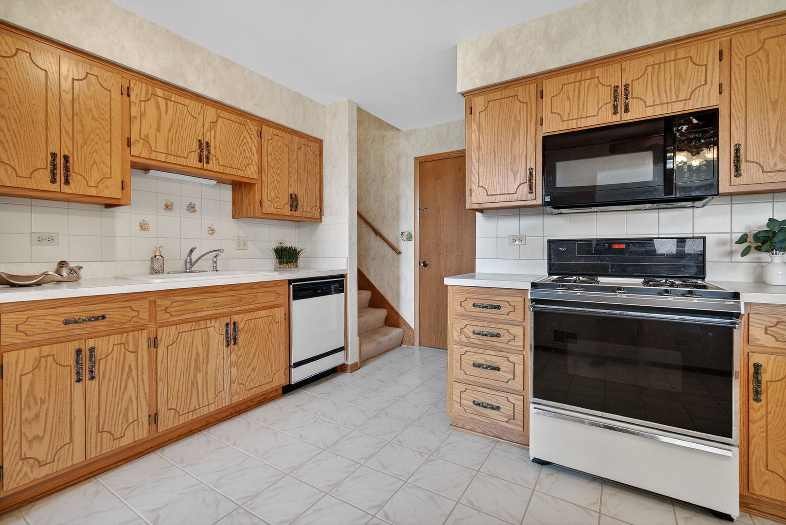 10536 Illinois Court Orland Park IL 60467