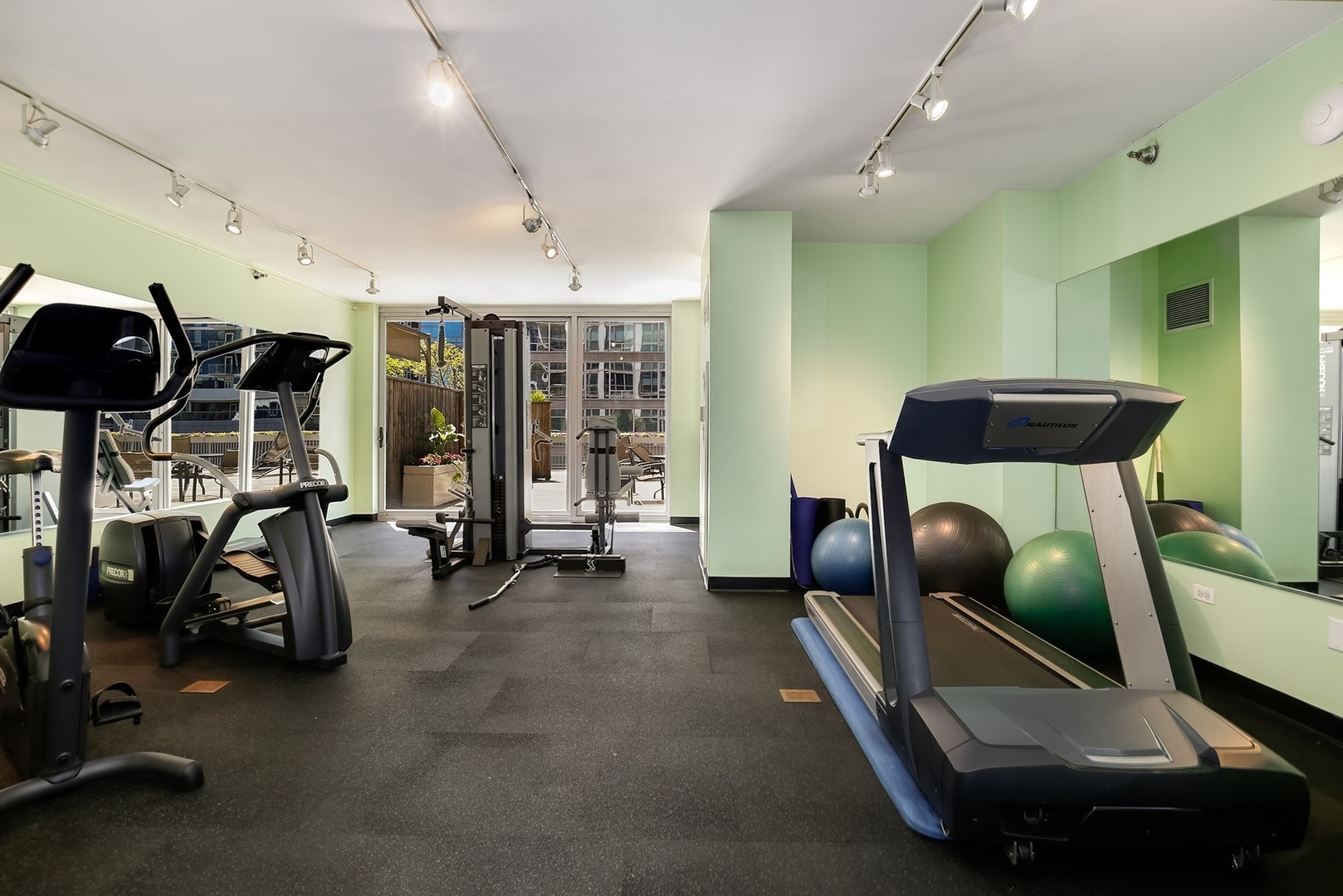 200 West Grand Avenue Chicago IL 60654