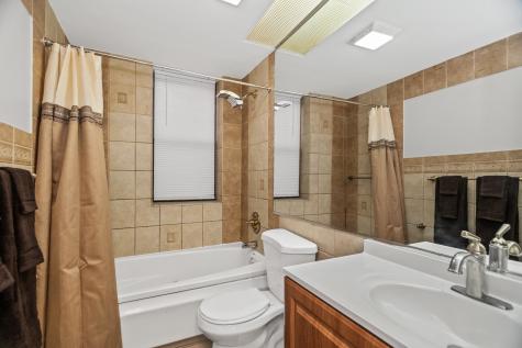 4529.5 South Drexel Boulevard Chicago IL 60653