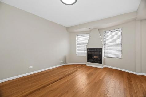 4529.5 South Drexel Boulevard Chicago IL 60653