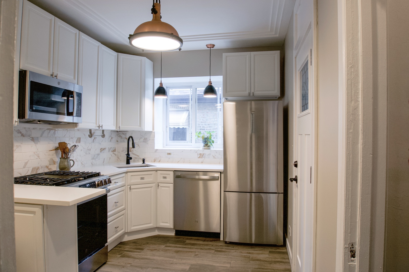 6932 West Medill Avenue Chicago IL 60707