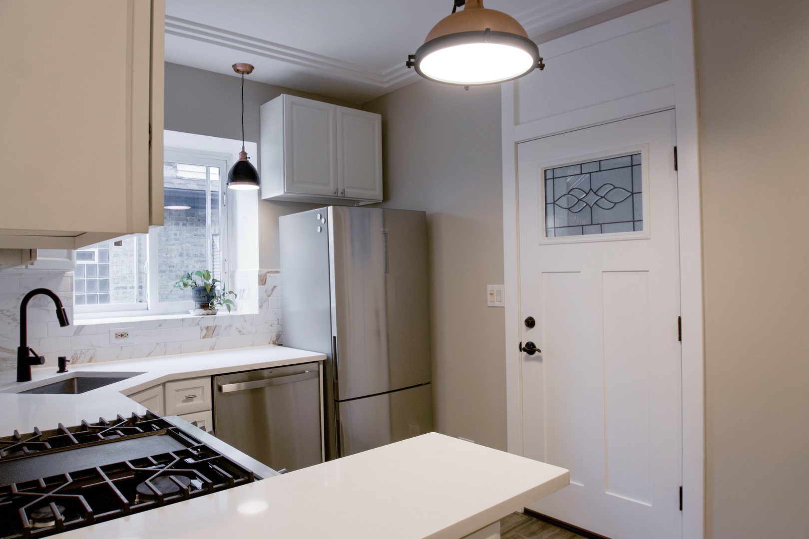 6932 West Medill Avenue Chicago IL 60707