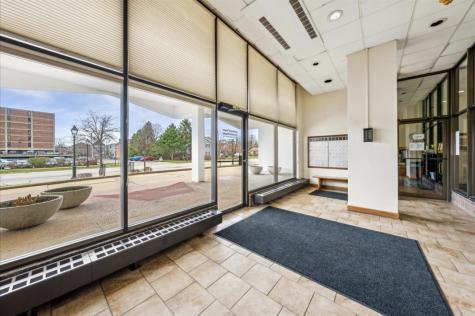 33 North Main Street Lombard IL 60148