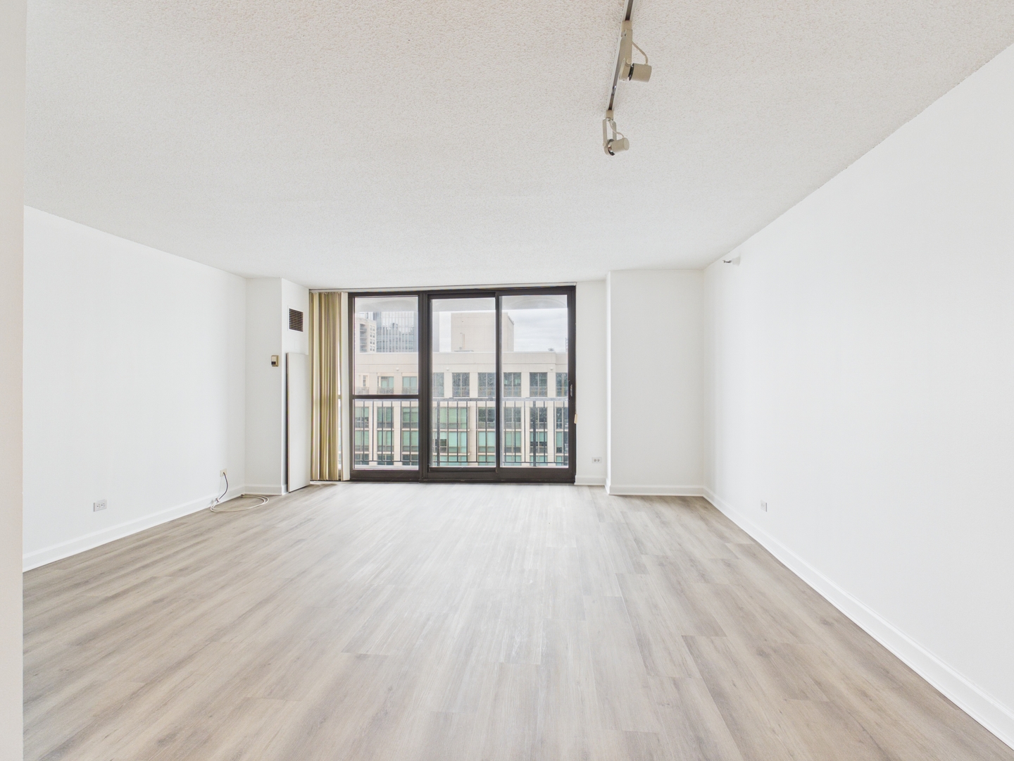 10 East Ontario Street Chicago IL 60611