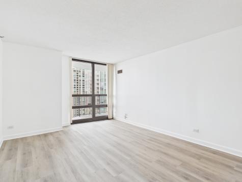 10 East Ontario Street Chicago IL 60611