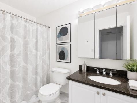 10 East Ontario Street Chicago IL 60611