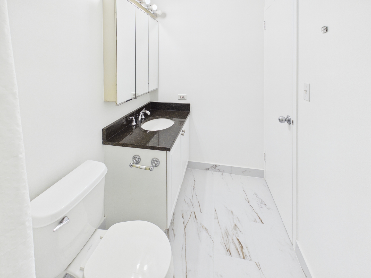10 East Ontario Street Chicago IL 60611