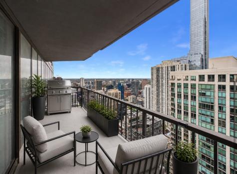 10 East Ontario Street Chicago IL 60611