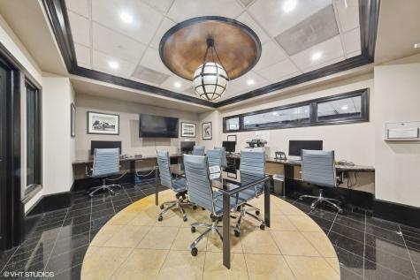 10 East Ontario Street Chicago IL 60611