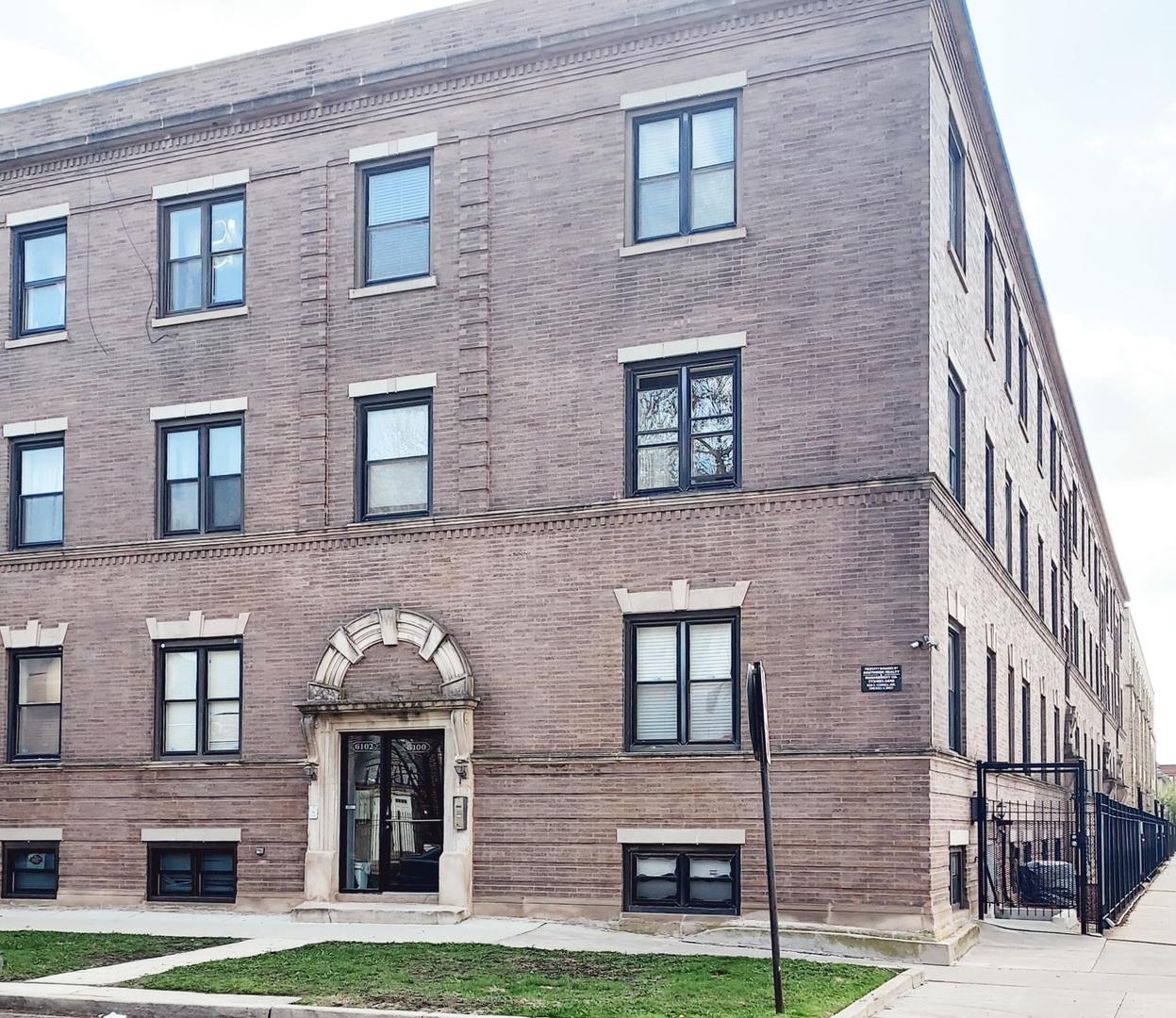 6100 South University Avenue Chicago IL 60637