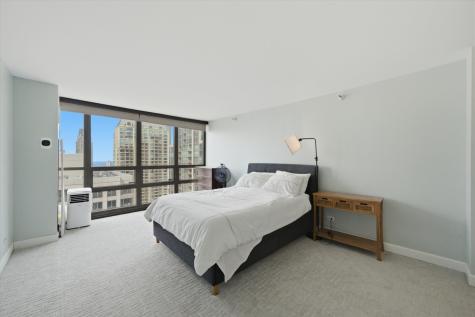 10 East Ontario Street Chicago IL 60611