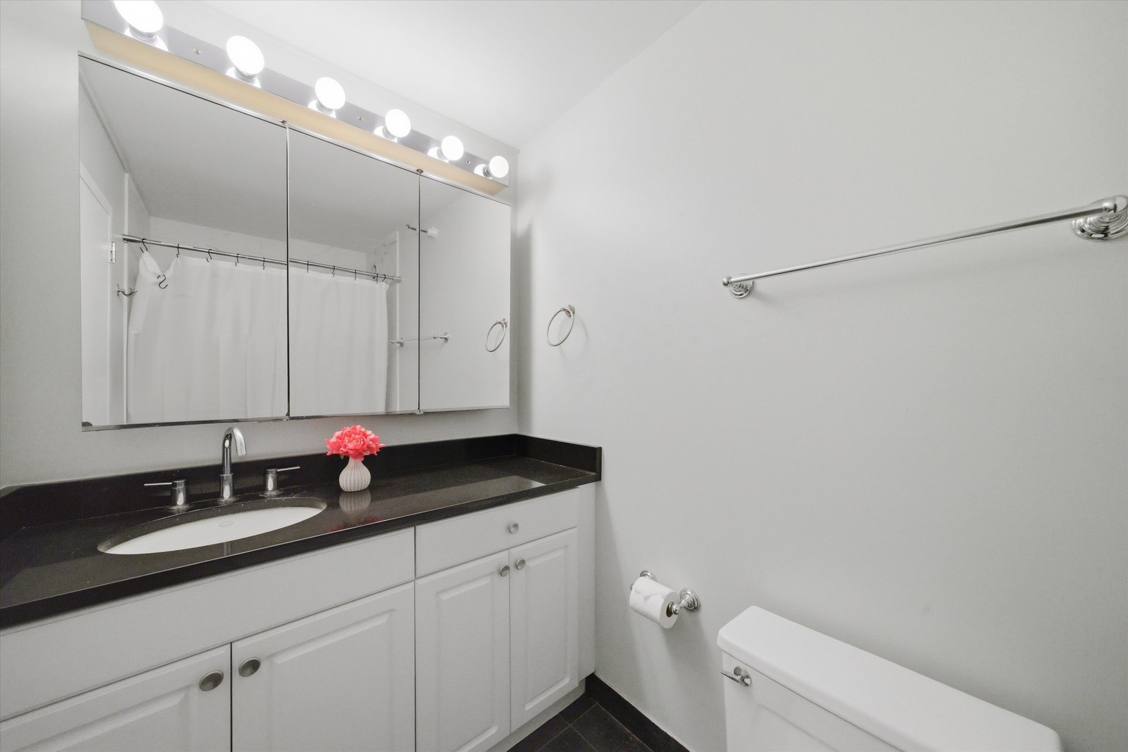 10 East Ontario Street Chicago IL 60611