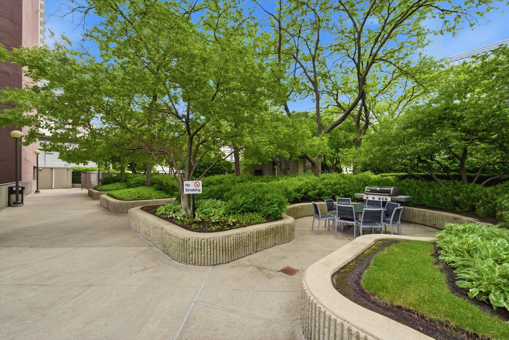 10 East Ontario Street Chicago IL 60611