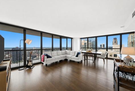 10 East Ontario Street Chicago IL 60611
