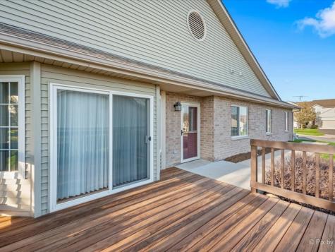 1707 Pine Street Mchenry IL 60051