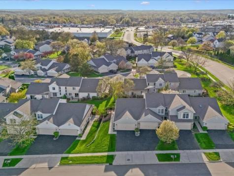 1707 Pine Street Mchenry IL 60051