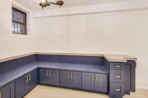 3735 South Lake Park Avenue Chicago IL 60653