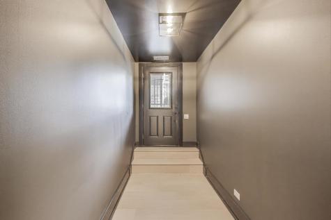 3735 South Lake Park Avenue Chicago IL 60653