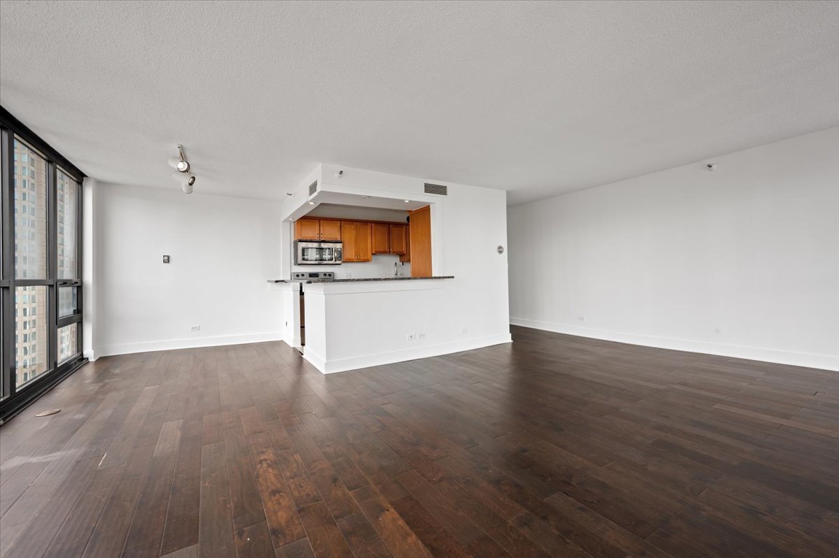 10 East Ontario Street Chicago IL 60611