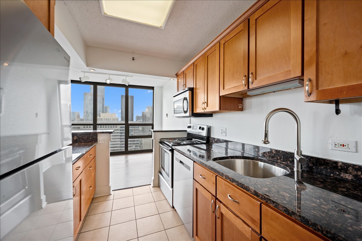 10 East Ontario Street Chicago IL 60611