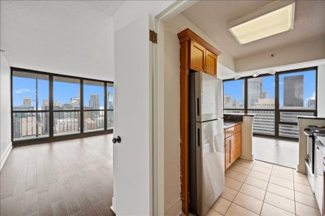 10 East Ontario Street Chicago IL 60611