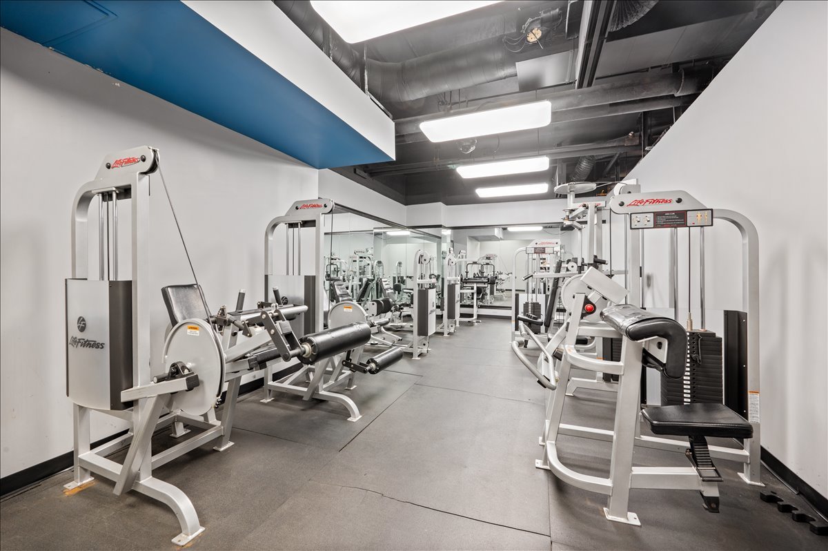 10 East Ontario Street Chicago IL 60611