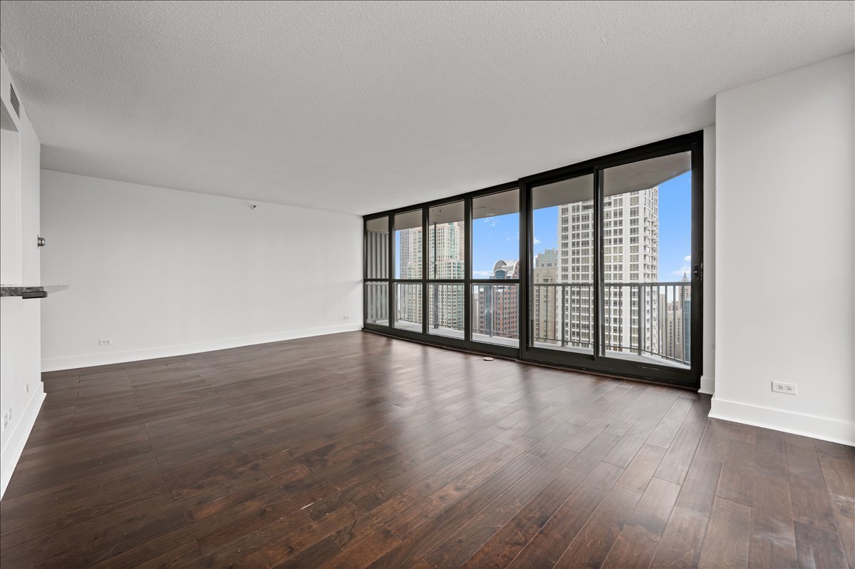 10 East Ontario Street Chicago IL 60611