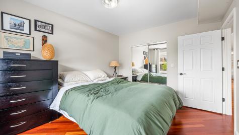 3215 North Francisco Avenue Chicago IL 60618