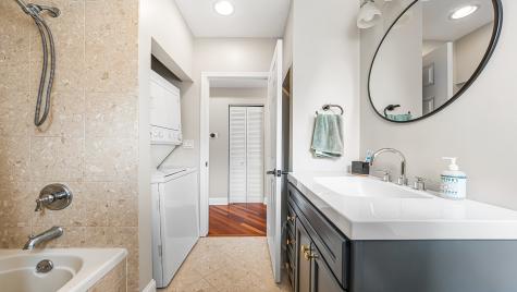3215 North Francisco Avenue Chicago IL 60618