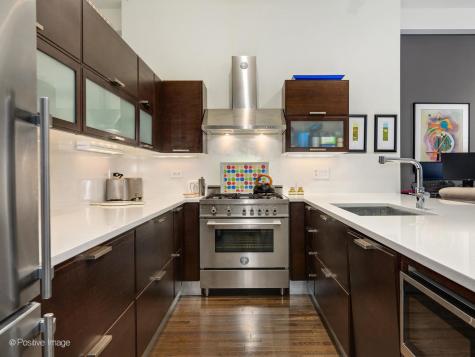 6 North Michigan Avenue Chicago IL 60602