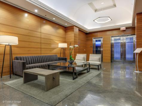 6 North Michigan Avenue Chicago IL 60602