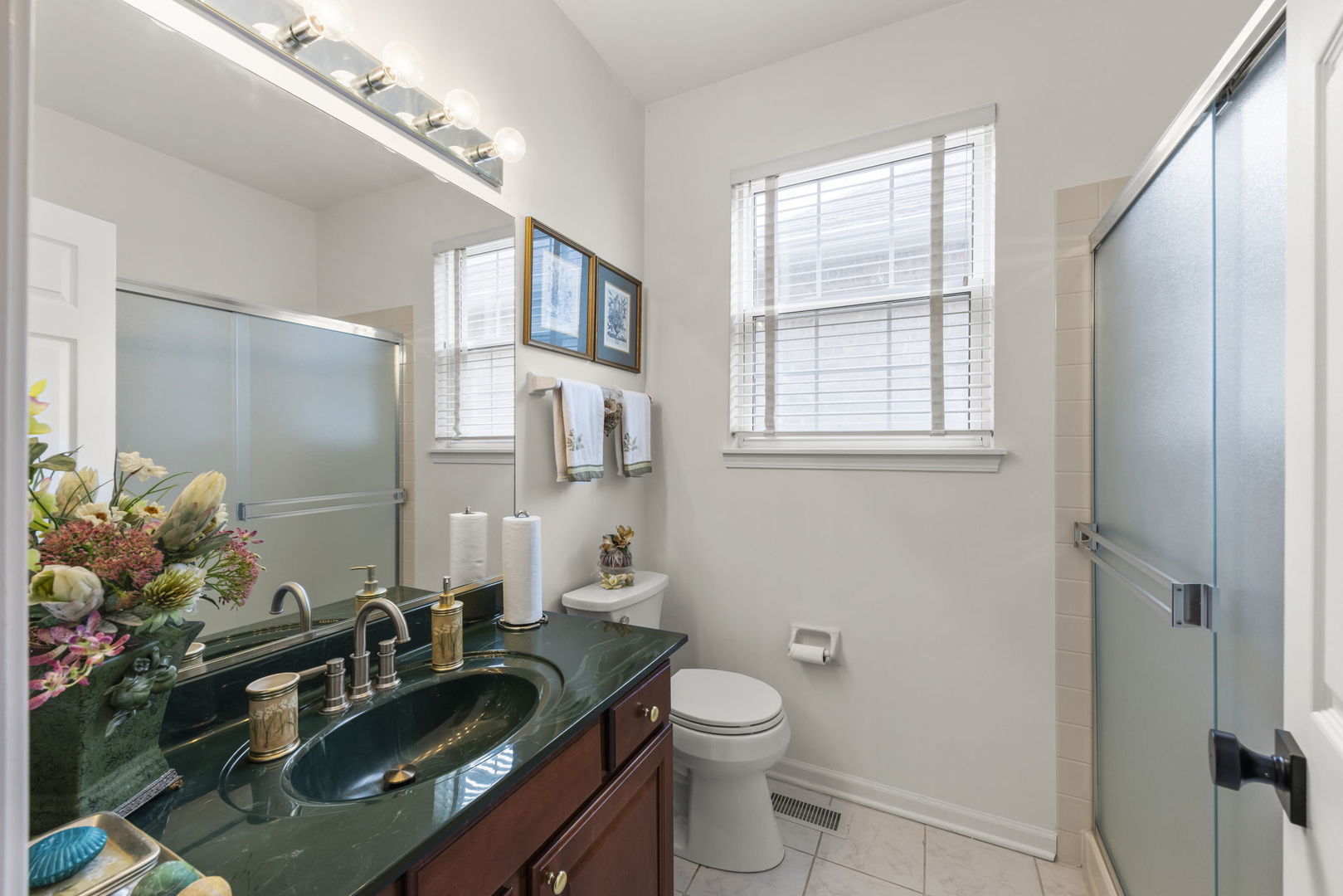 1610 Astor Avenue Oakbrook Terrace IL 60181