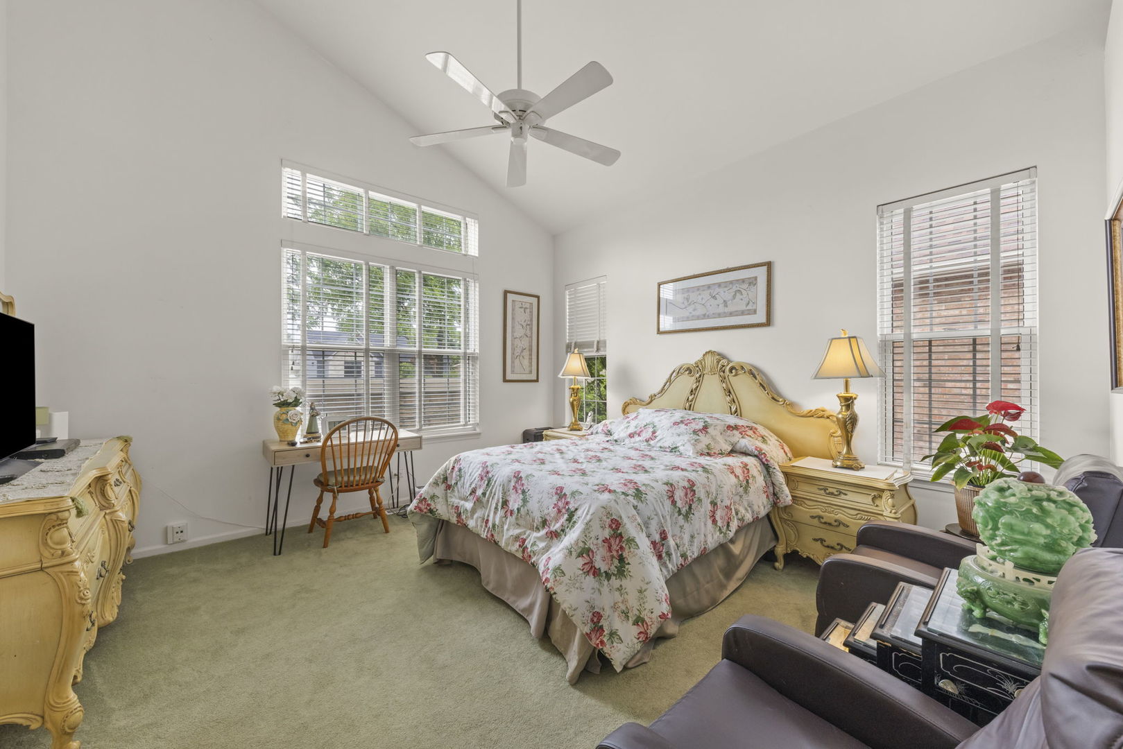 1610 Astor Avenue Oakbrook Terrace IL 60181