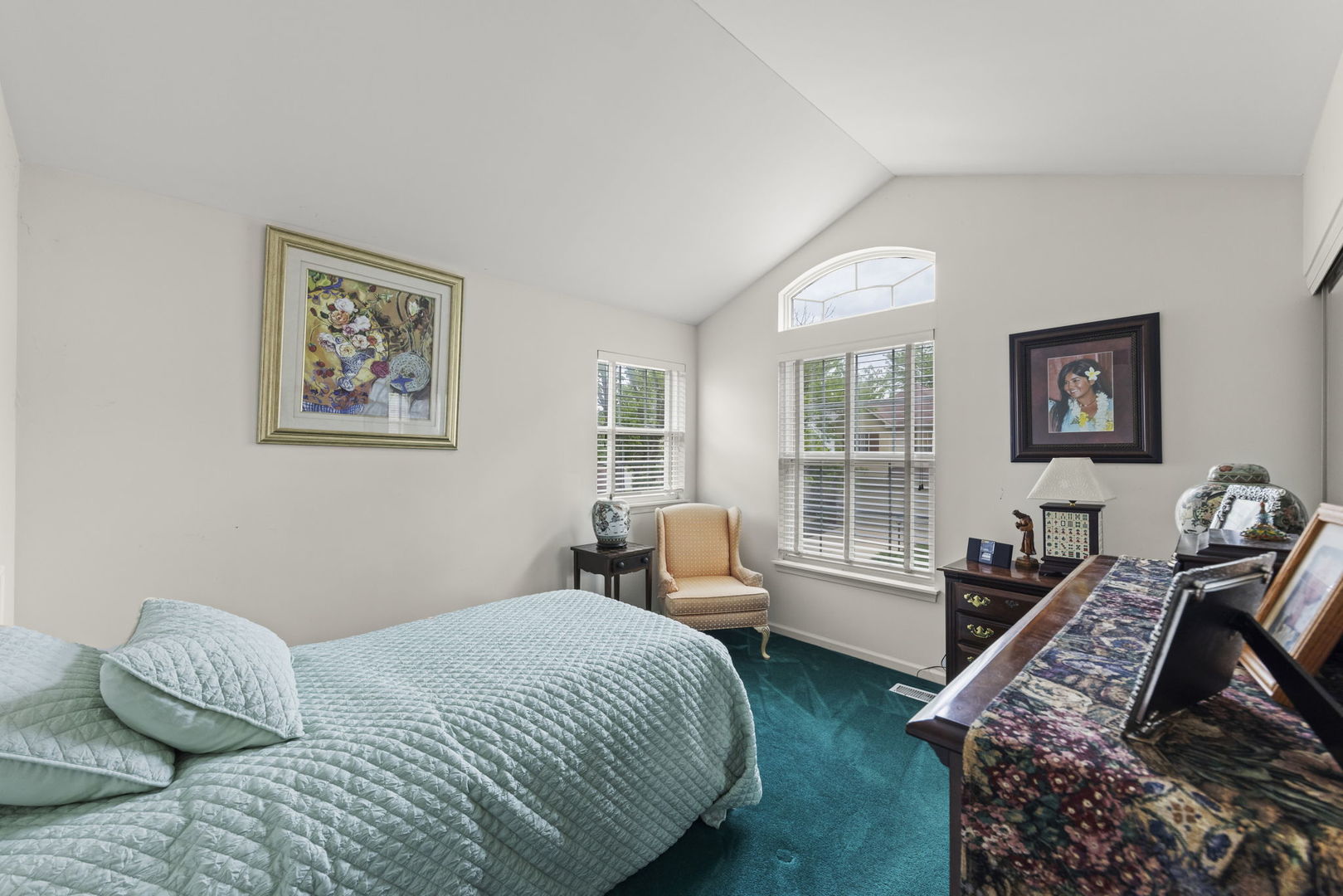 1610 Astor Avenue Oakbrook Terrace IL 60181