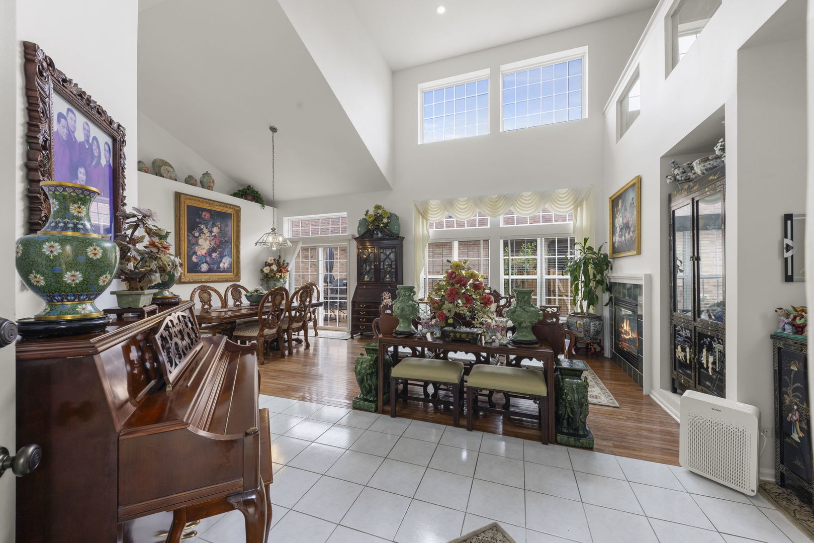 1610 Astor Avenue Oakbrook Terrace IL 60181