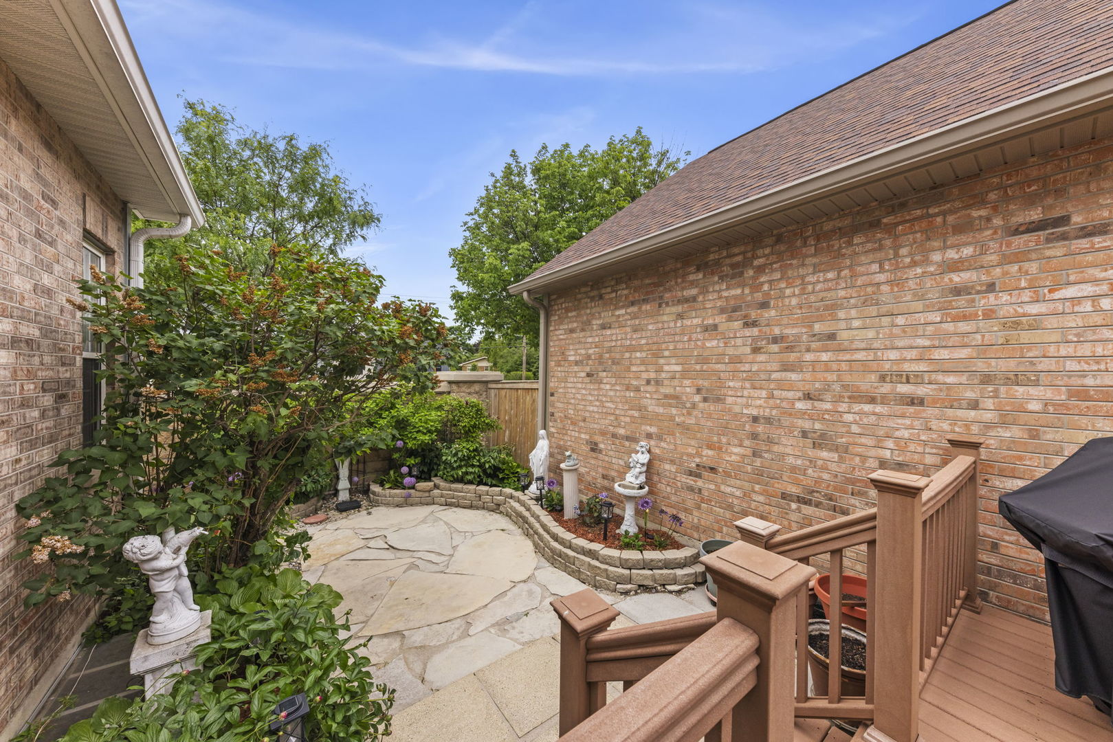 1610 Astor Avenue Oakbrook Terrace IL 60181
