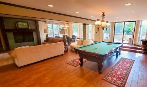 1210 Hawthorne Lane Hinsdale IL 60521