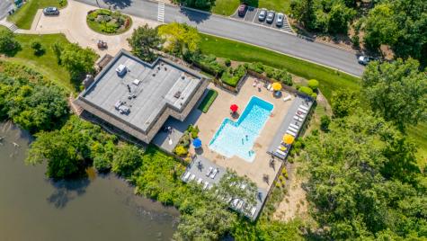 1210 Hawthorne Lane Hinsdale IL 60521