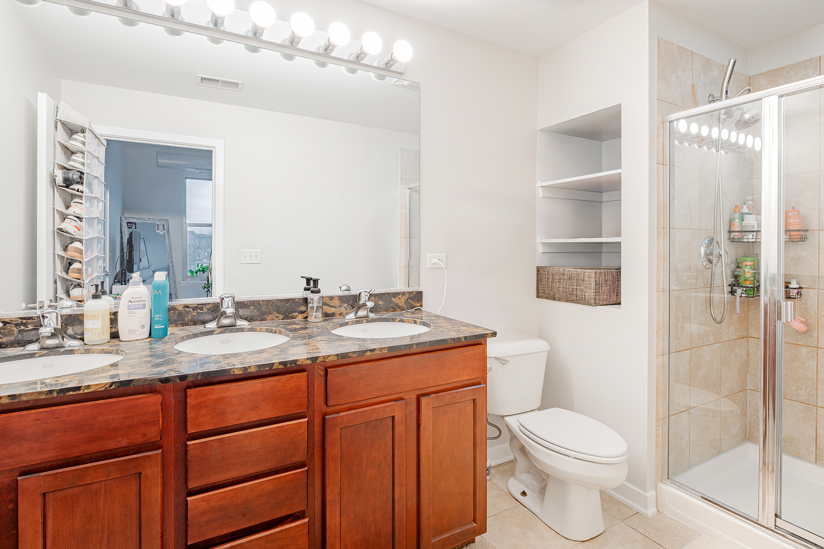 1228 West Monroe Street Chicago IL 60607