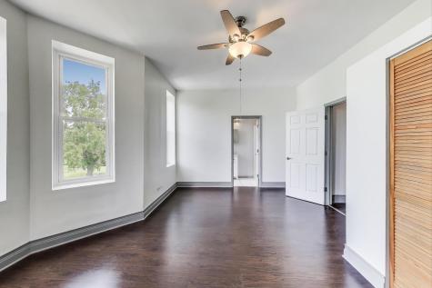737 East 50th Street Chicago IL 60615