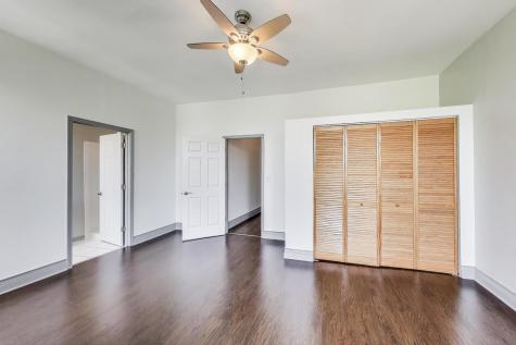 737 East 50th Street Chicago IL 60615