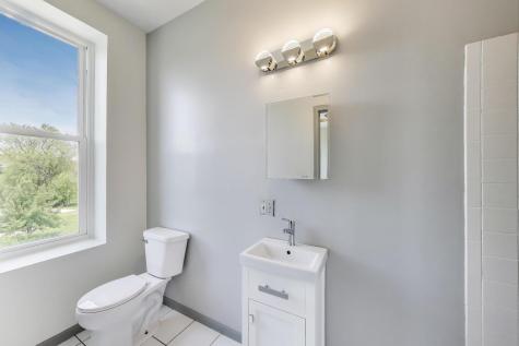 737 East 50th Street Chicago IL 60615