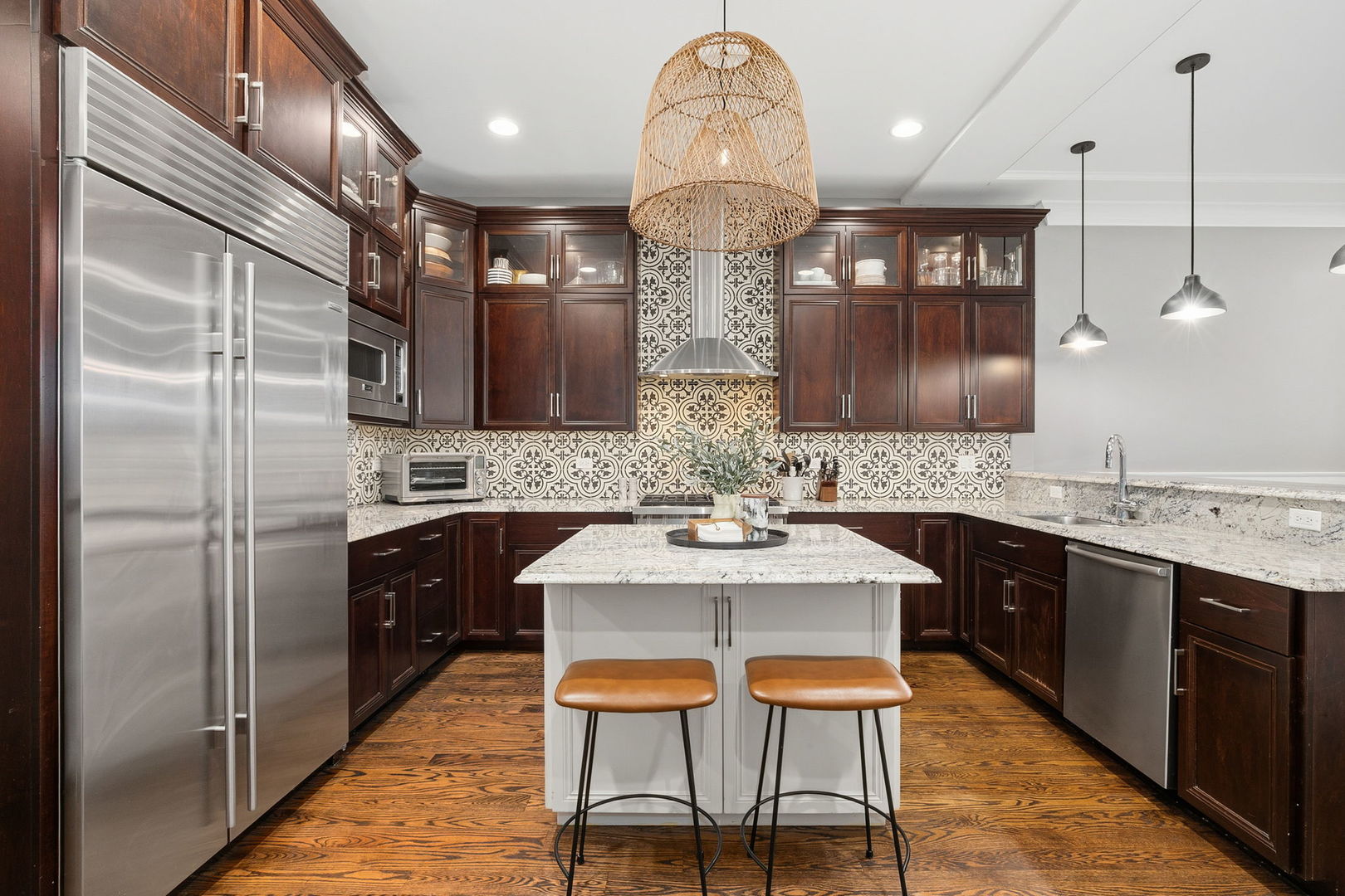 2717 North Racine Avenue Chicago IL 60614