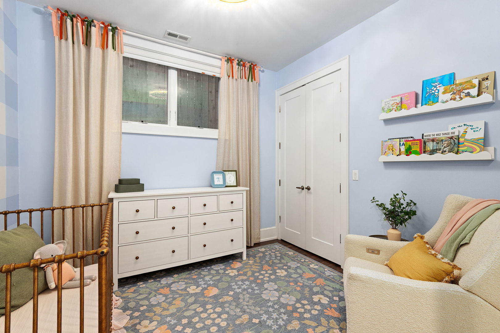 2717 North Racine Avenue Chicago IL 60614