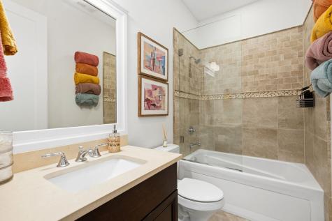 2717 North Racine Avenue Chicago IL 60614