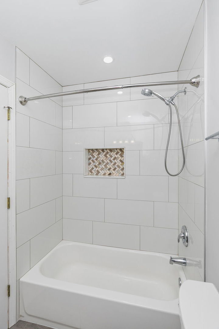 5400 Astor Lane Rolling Meadows IL 60008
