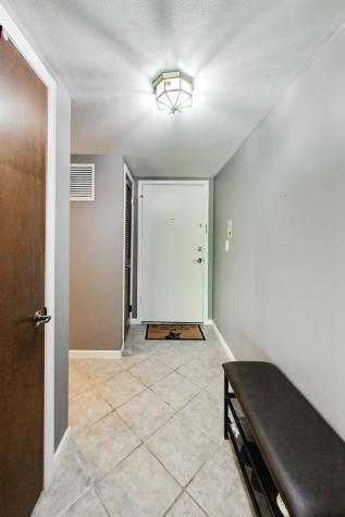 5400 Carriageway Drive Rolling Meadows IL 60008