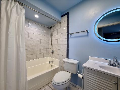 828 East Old Willow Road Prospect Heights IL 60070
